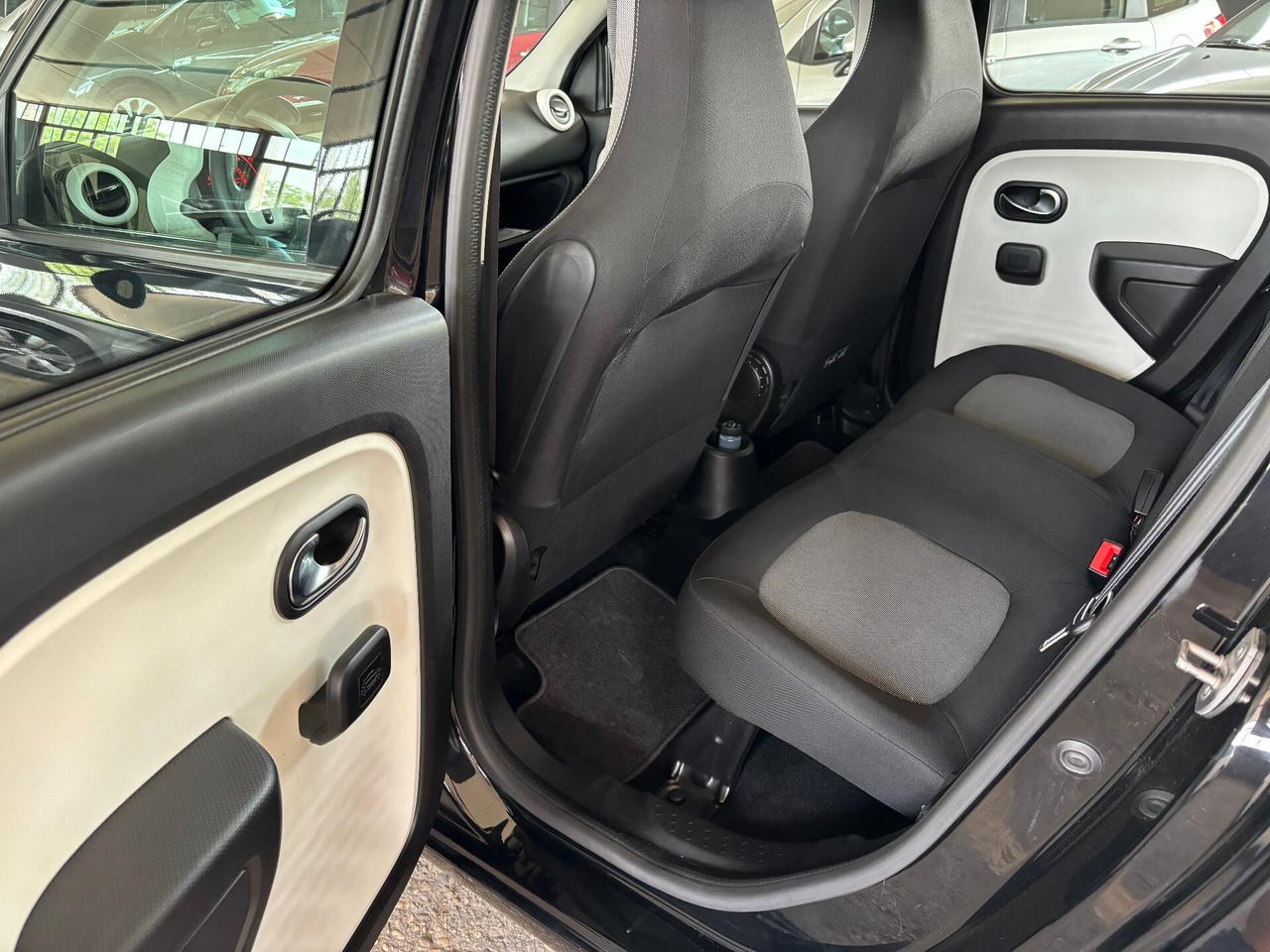 Renault Twingo 1.0 BENZINA 69CV SCe Duel2 NEOPATENTATO