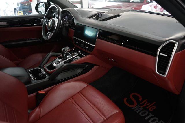 PORSCHE Cayenne Coupé 3.0 V6 E-Hybrid