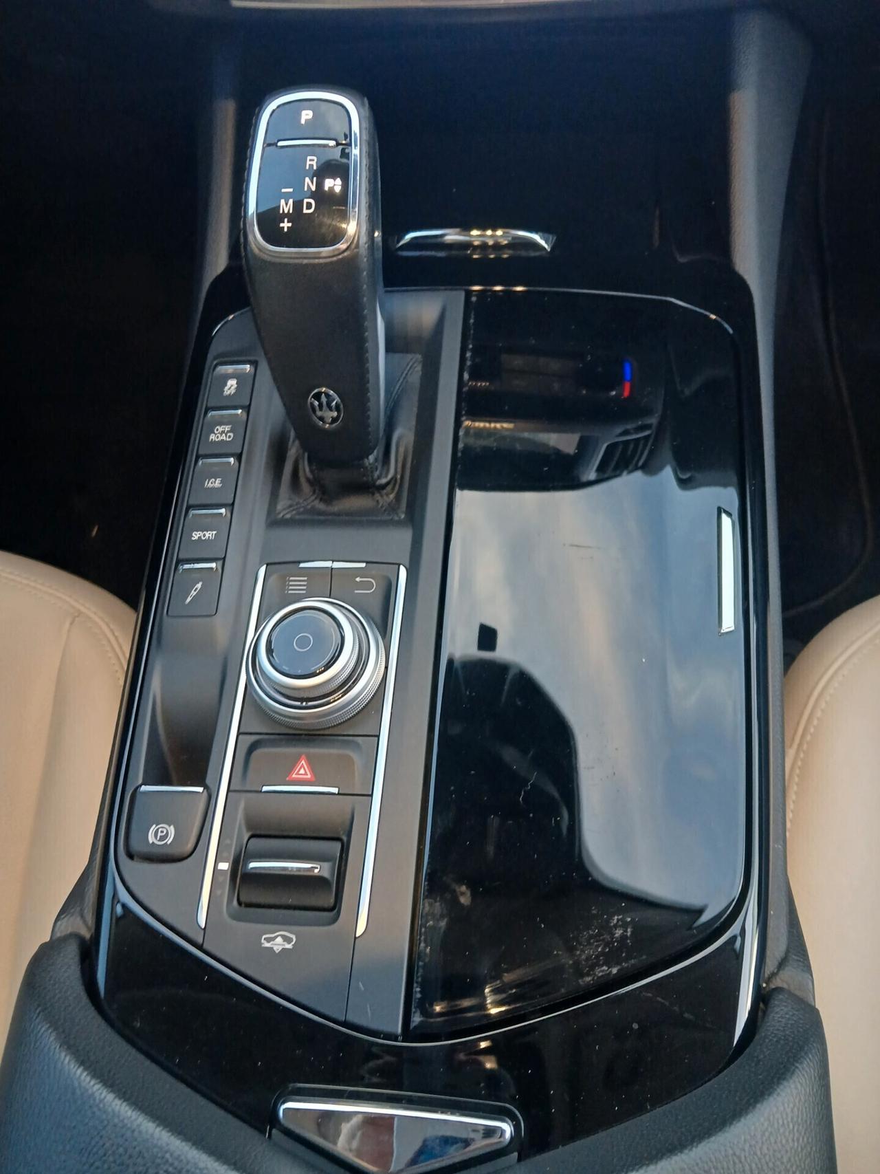 MASERATI Levante 3.0 V6 Diesel 250cv PARI AL NUOVO