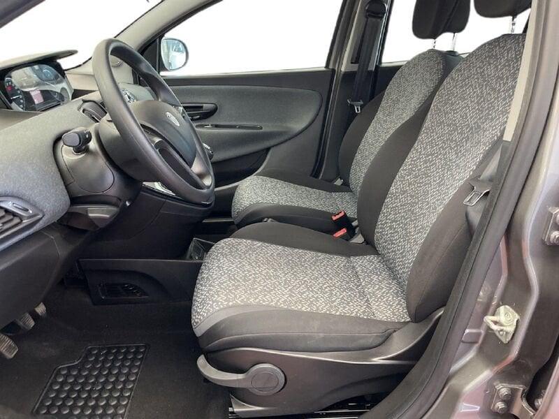 Lancia Ypsilon III 2021 1.0 hybrid Silver s&s 70cv