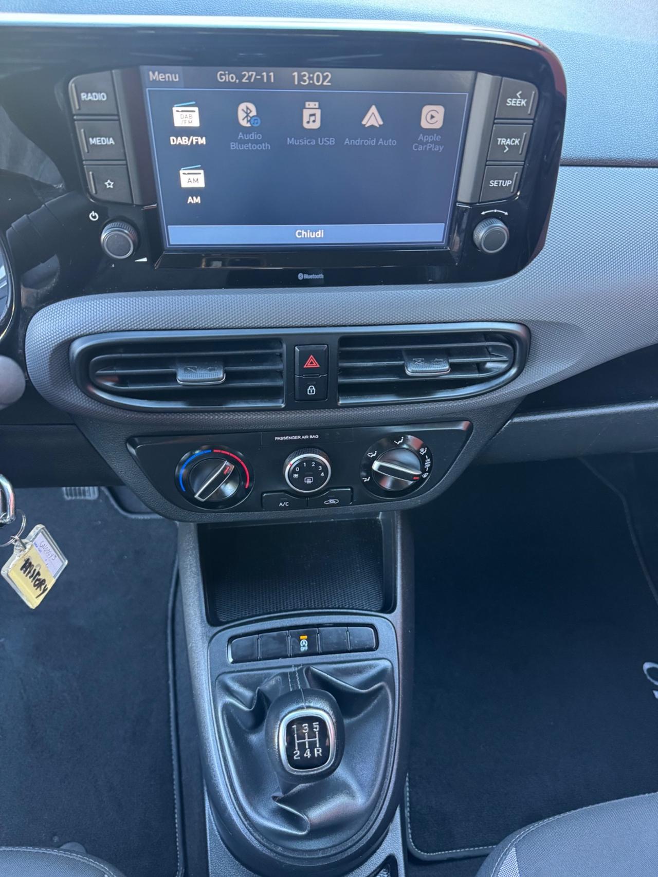 Hyundai i10 idonea ai neopatentati tagliandata