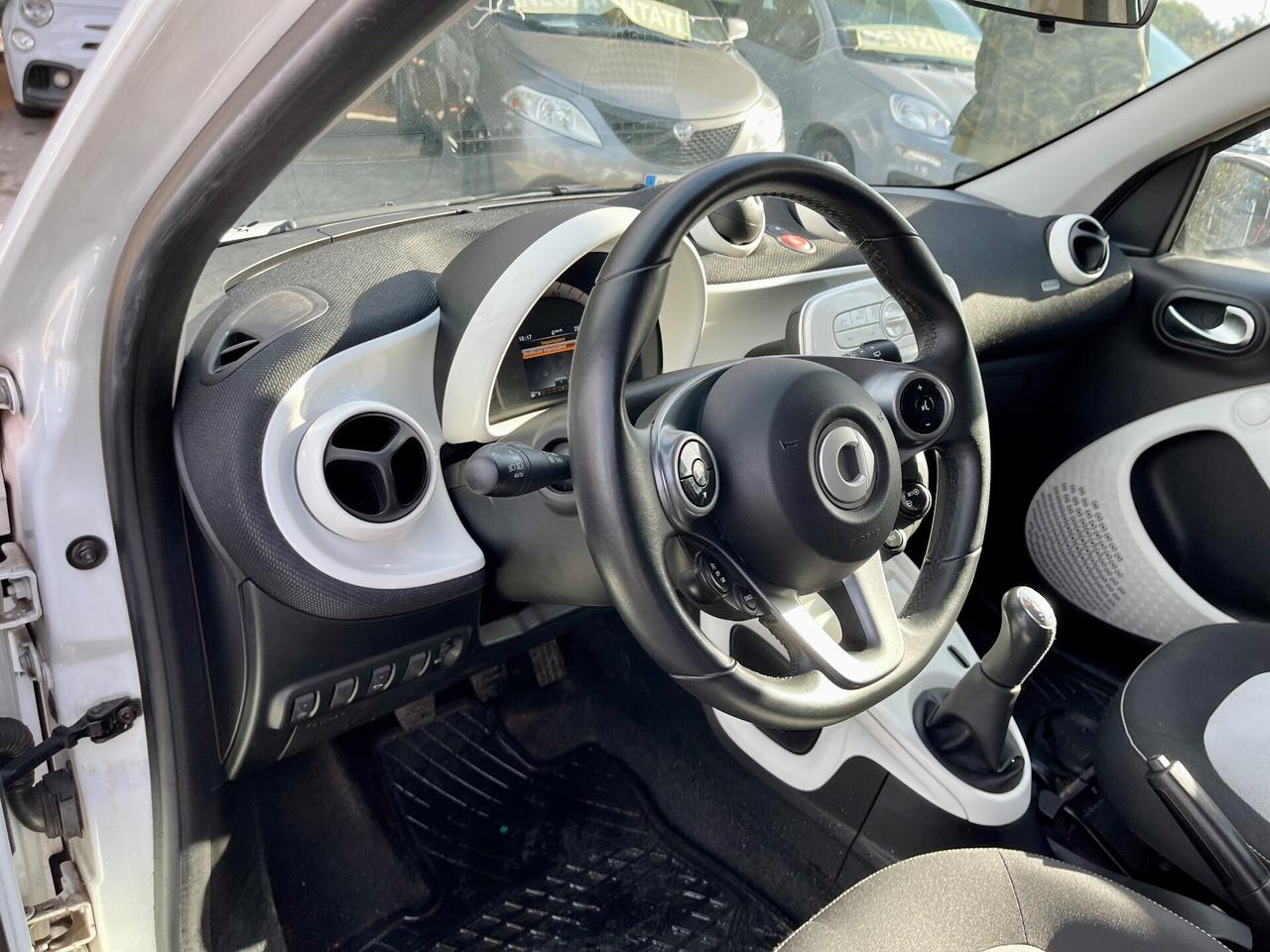 Smart ForFour BENZINA