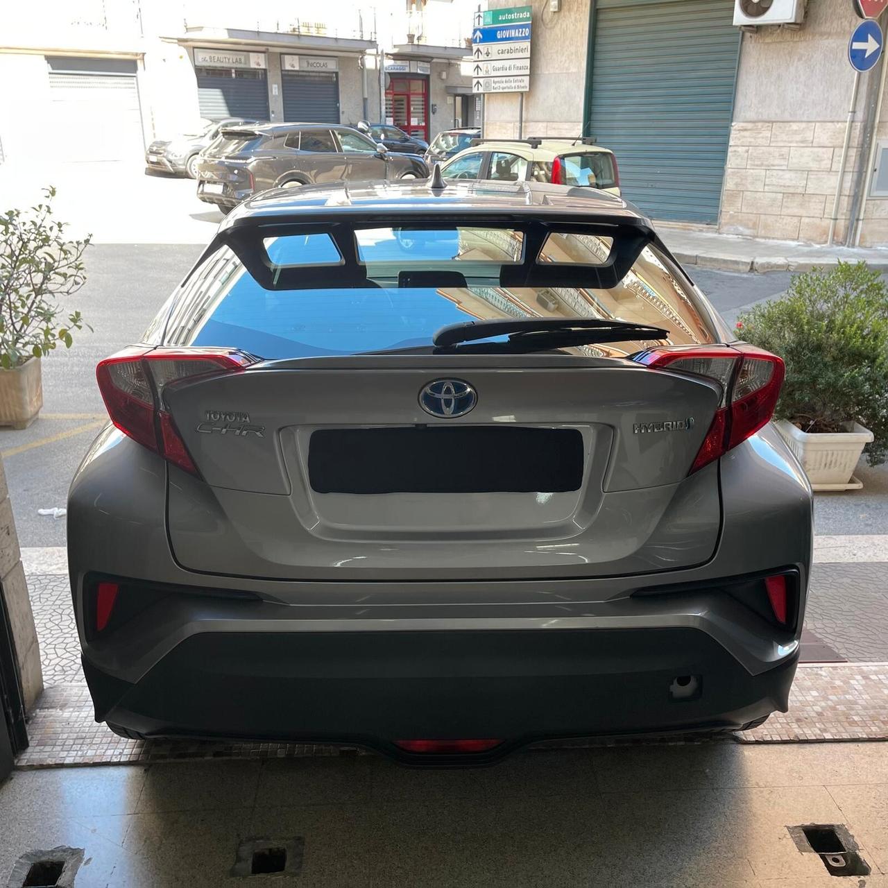Toyota C-HR 1.8 Hybrid E-CVT Business