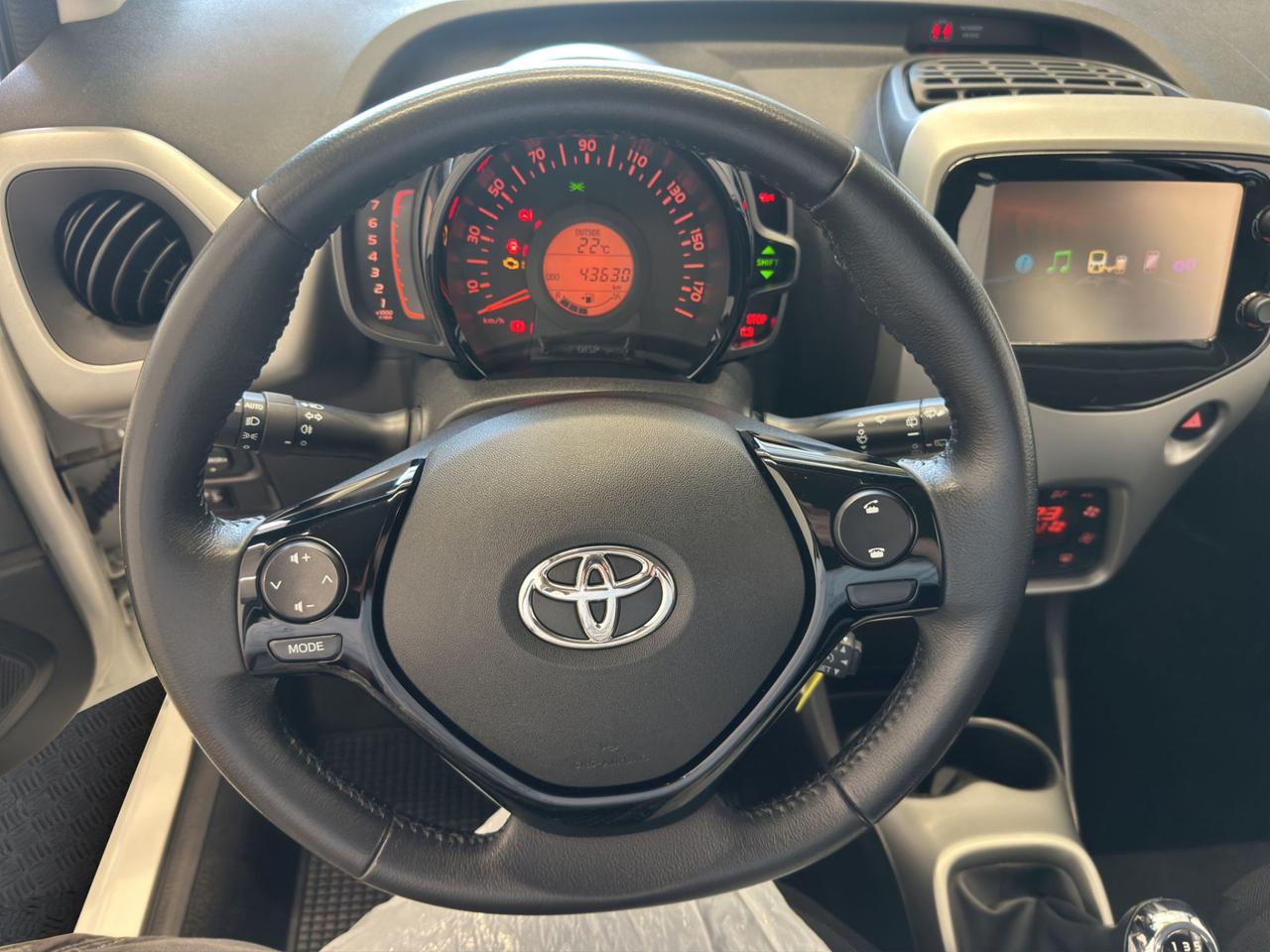 Toyota Aygo 5p 1.0 x-play my15