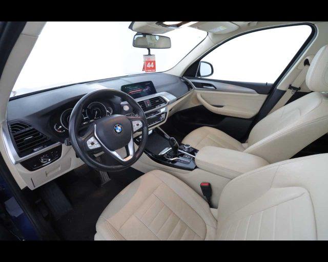 BMW X3 xDrive30e Business Advantage