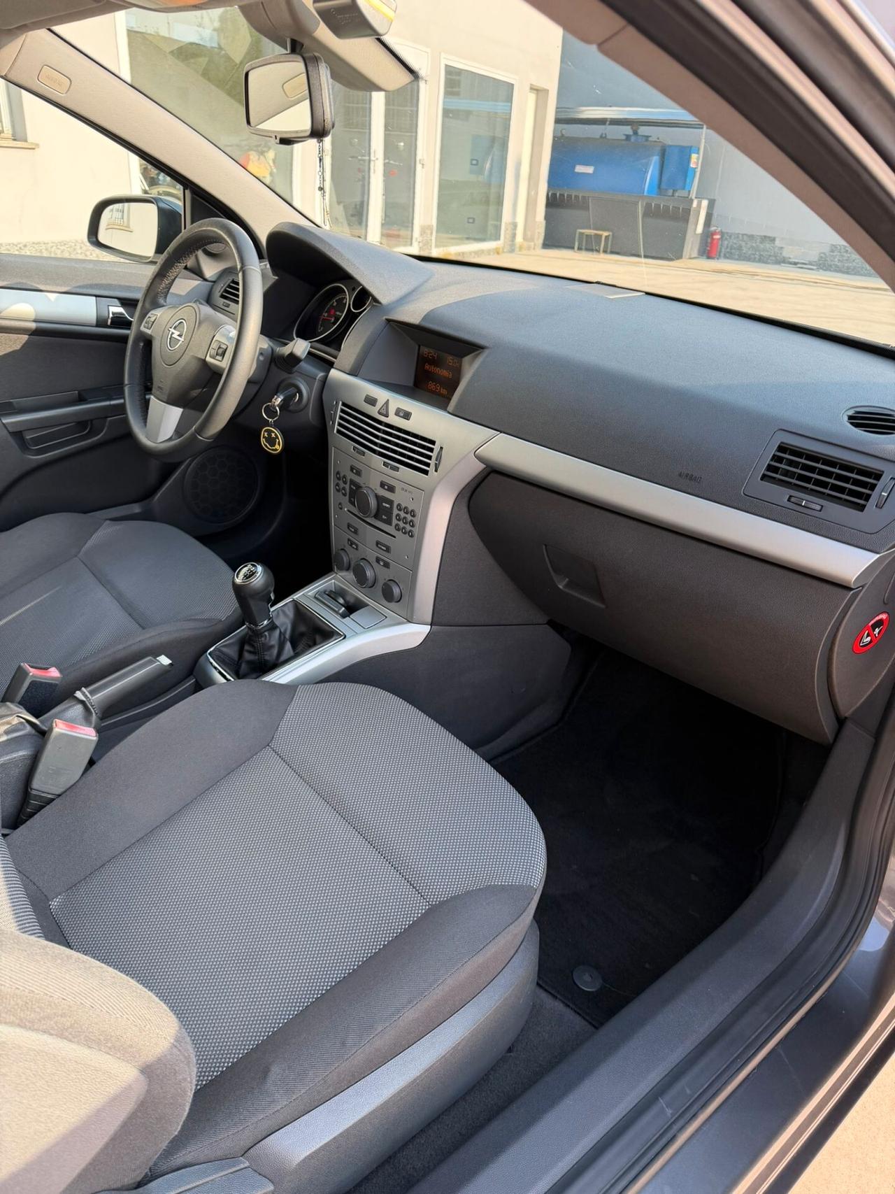 Opel Astra GTC 1.7 CDTI 110CV ecoFLEX 3 porte Enjoy