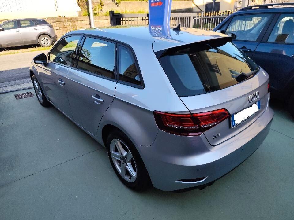 Audi A3 2.0 Stronic Business 150cv - 2020