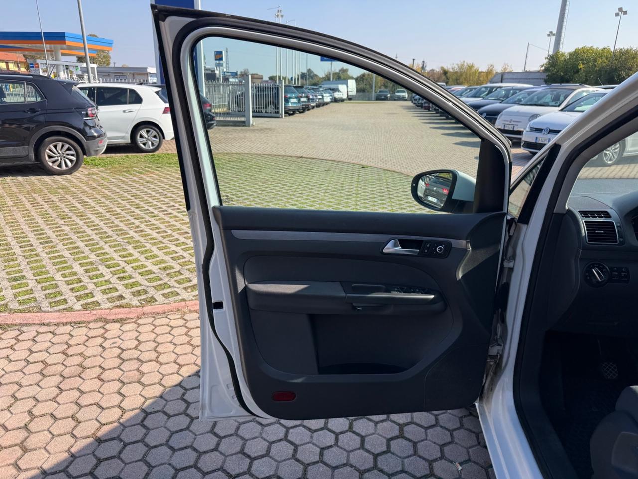 Volkswagen Touran 1.6 TDI Trendline OK NEOPATENTATI
