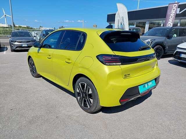 Peugeot 208 Hybrid 100 e-DCS6 Allure KM0