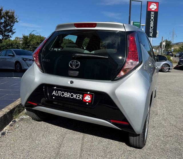TOYOTA Aygo 1.0 VVT-i 69 CV 5 porte x-business