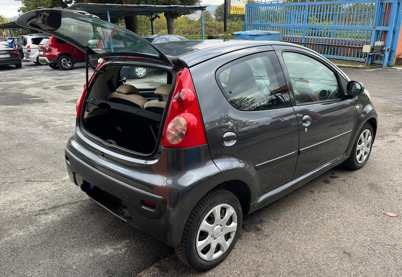 Peugeot 107 1.4 HDi 5p. Sweet Years-km124000-