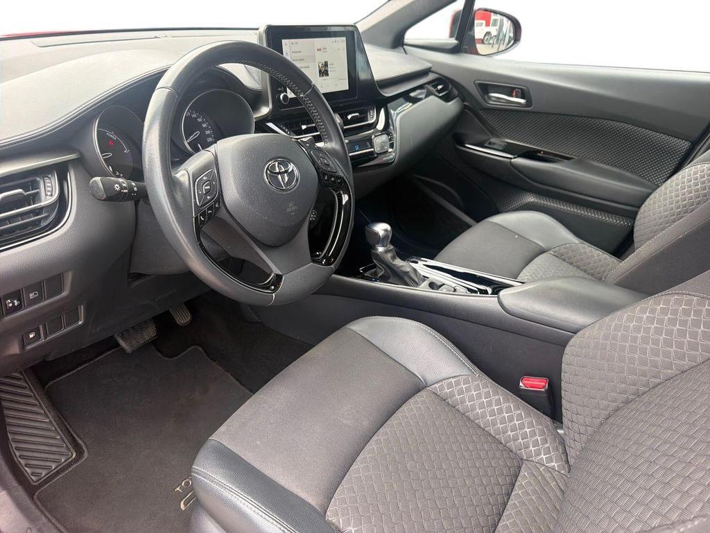 Toyota C-HR 1.8h Trend e-cvt
