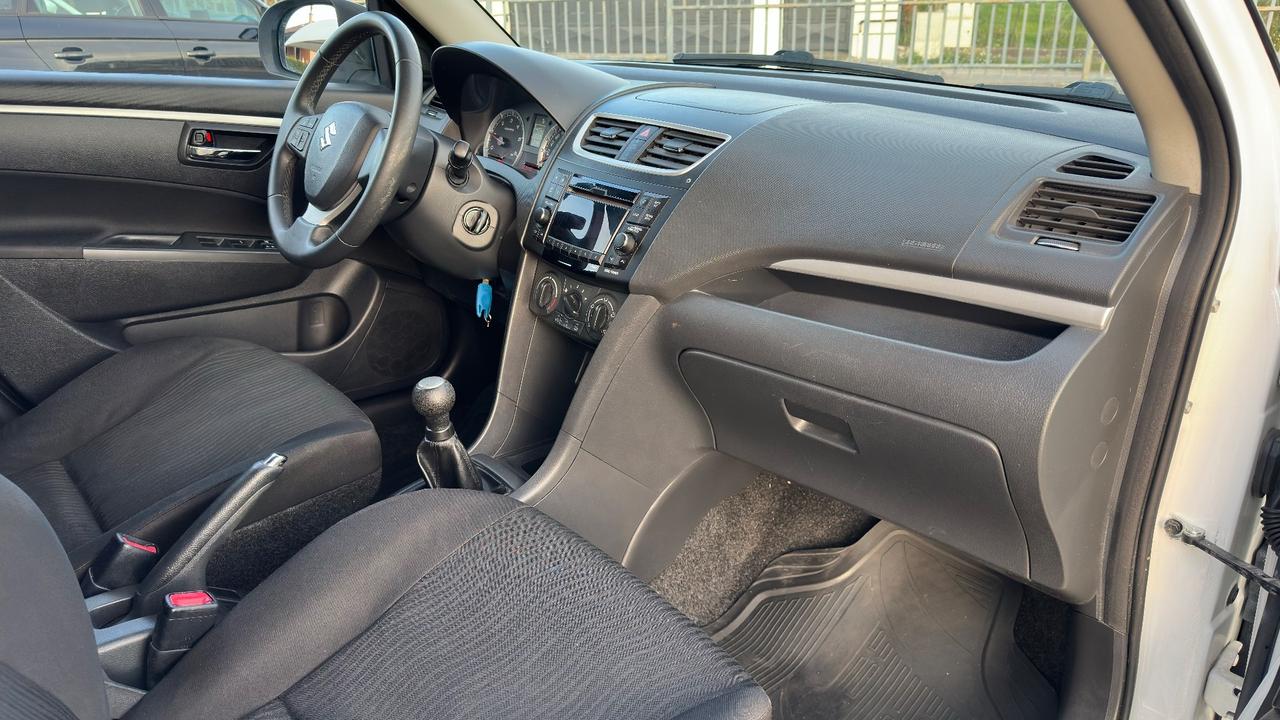 Suzuki Swift 1.3 DDiS 5 porte B-Top