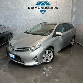 Toyota Auris 2.0 D-4D Lounge
