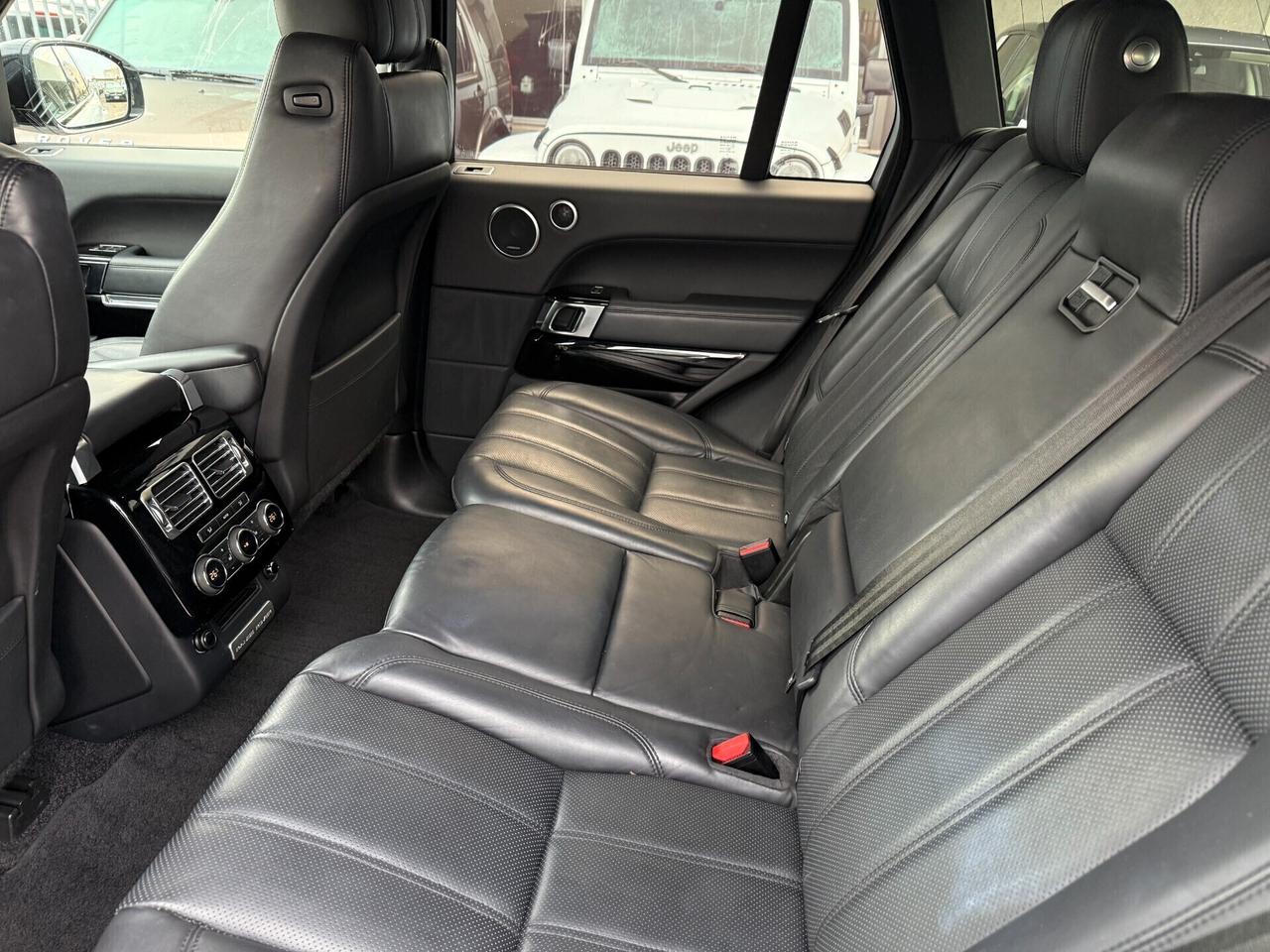 Land Rover Range Rover Vogue auto 3.0 tdV6