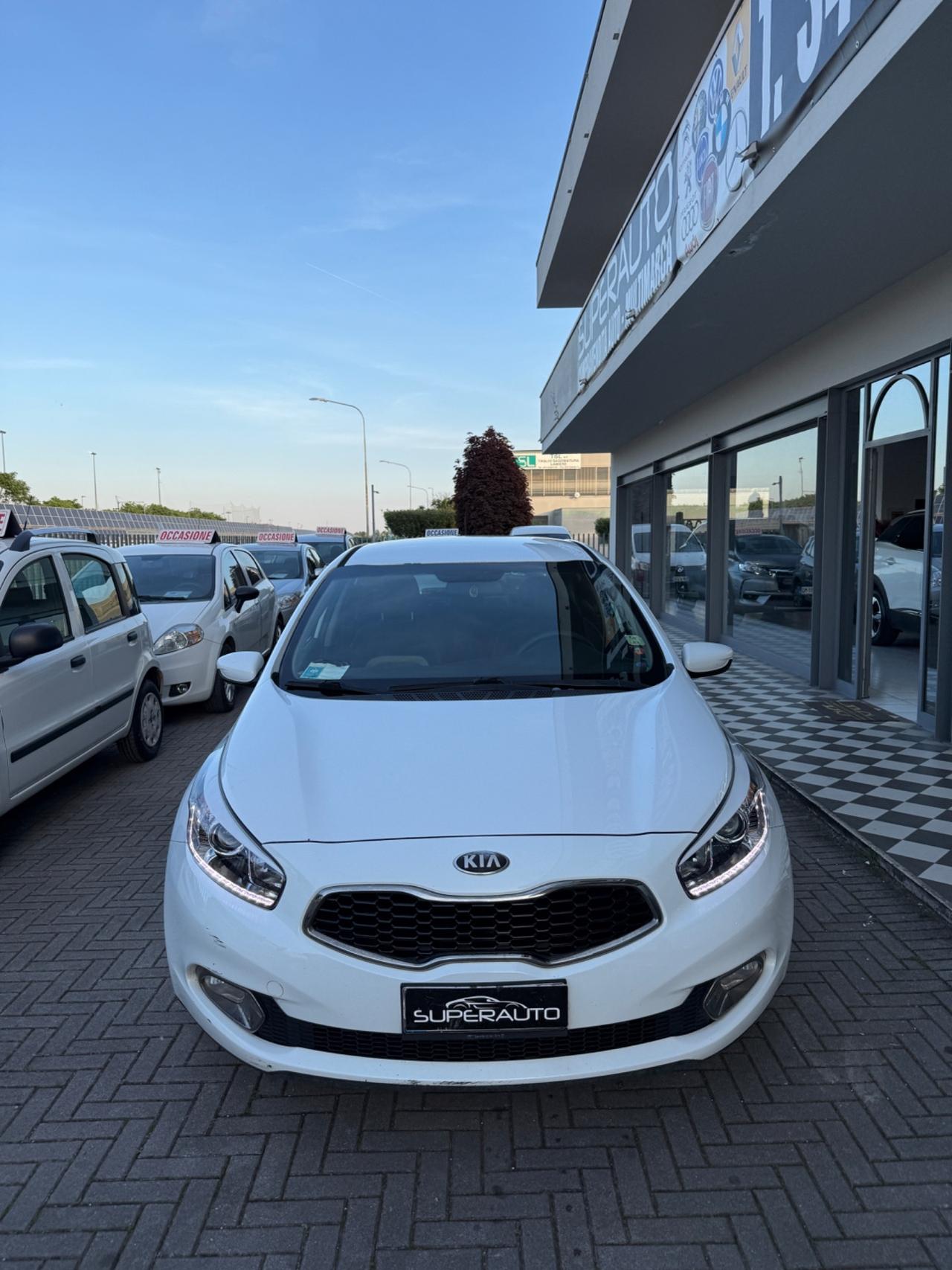 Kia Ceed cee'd 1.4 CVVT 5 porte Cool