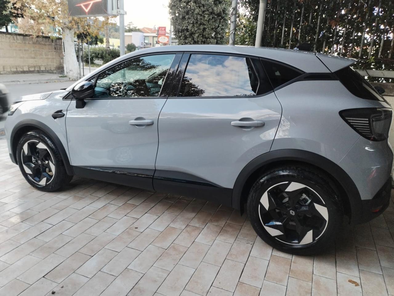 Renault Captur 1.0 TCe 100 CV GPL – Techno – 2024 – 20.100 km – Full Optional – Promo 21.900 €