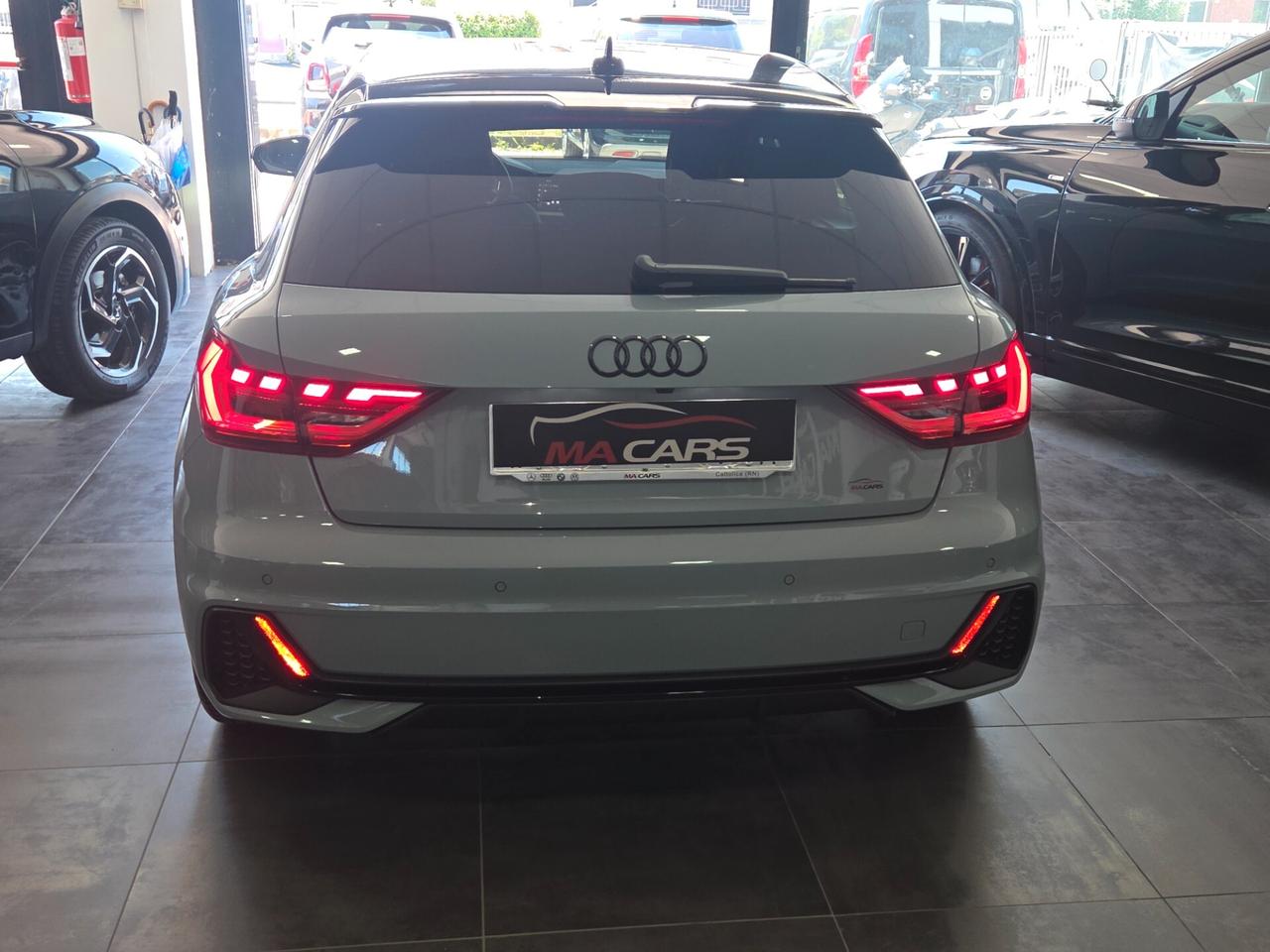 Audi A1 SPB 35 TFSI S tronic Identity Black