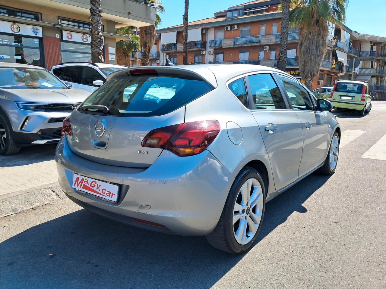 Opel Astra 1.7 CDTI 110 cv 5p. Cosmo