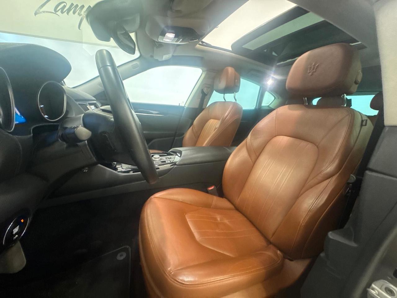 Maserati Levante 275CV TETTO 2017 IVA ESP