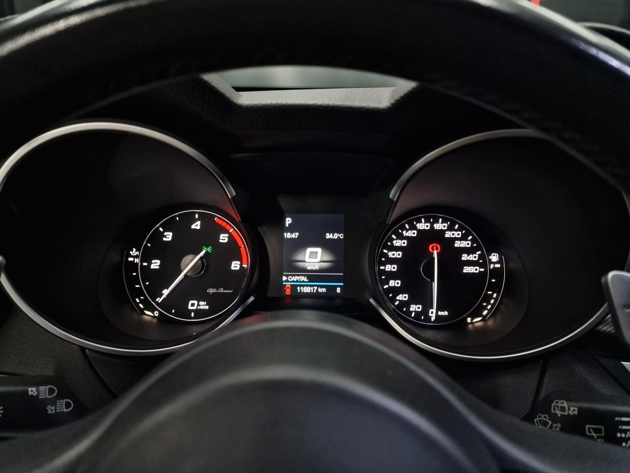 Alfa Romeo Stelvio 2.2 Turbodiesel 190 CV AT8 RWD Executive