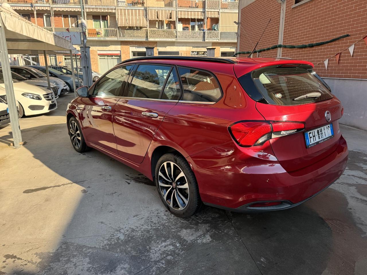 Fiat Tipo 1.6 Mjt S&S SW Lounge 120cv full optional KM. 104.000 TAGLIANDATI