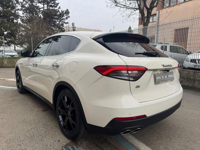MASERATI Levante V6 Q4 350CV NAVI+RETR.