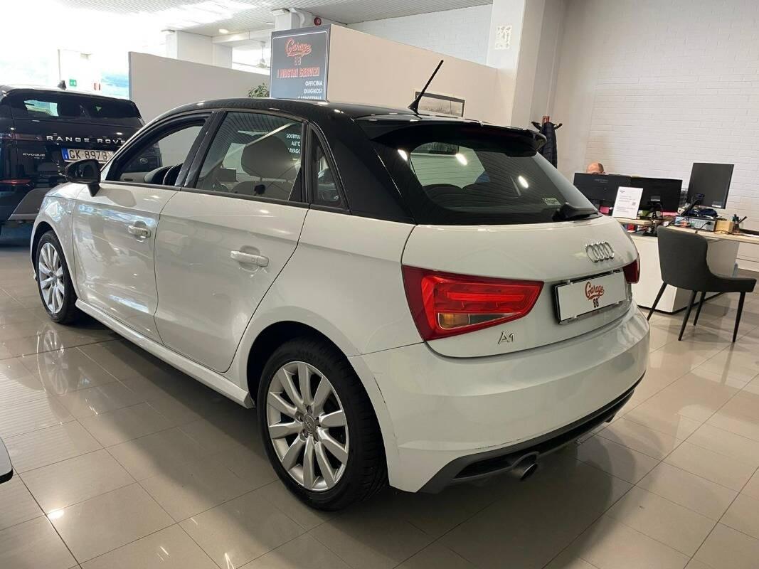 Audi A1 AUDI A1 SPORTBACK S LINE