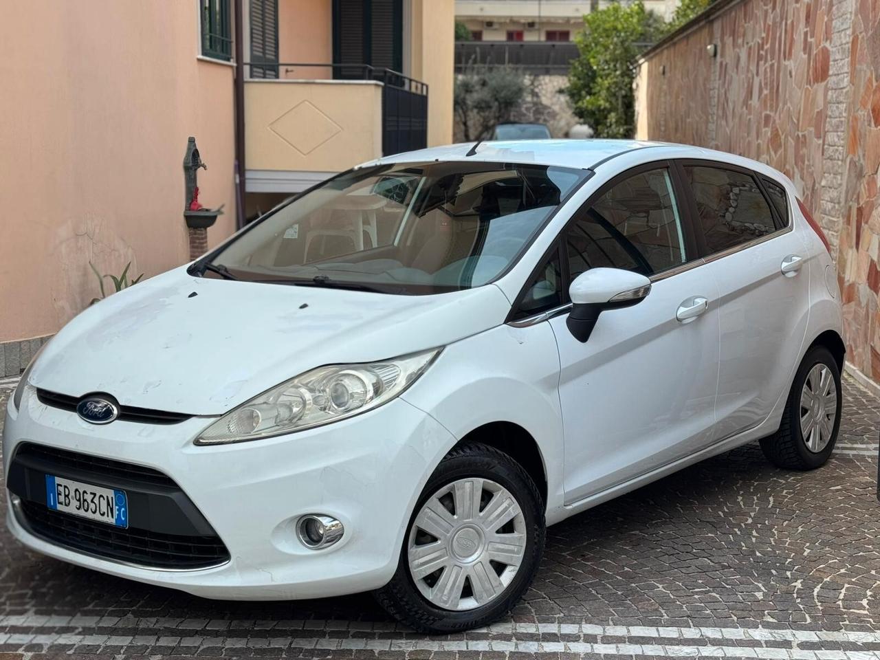 Ford Fiesta 1.4 GPL Titanium