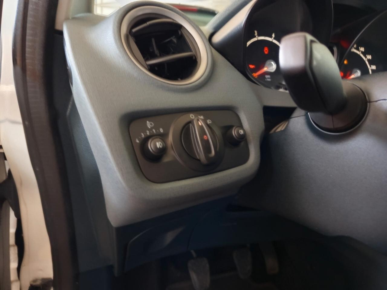 Ford Fiesta 1.2 82CV 3 porte Titanium 167 Mila chilometri