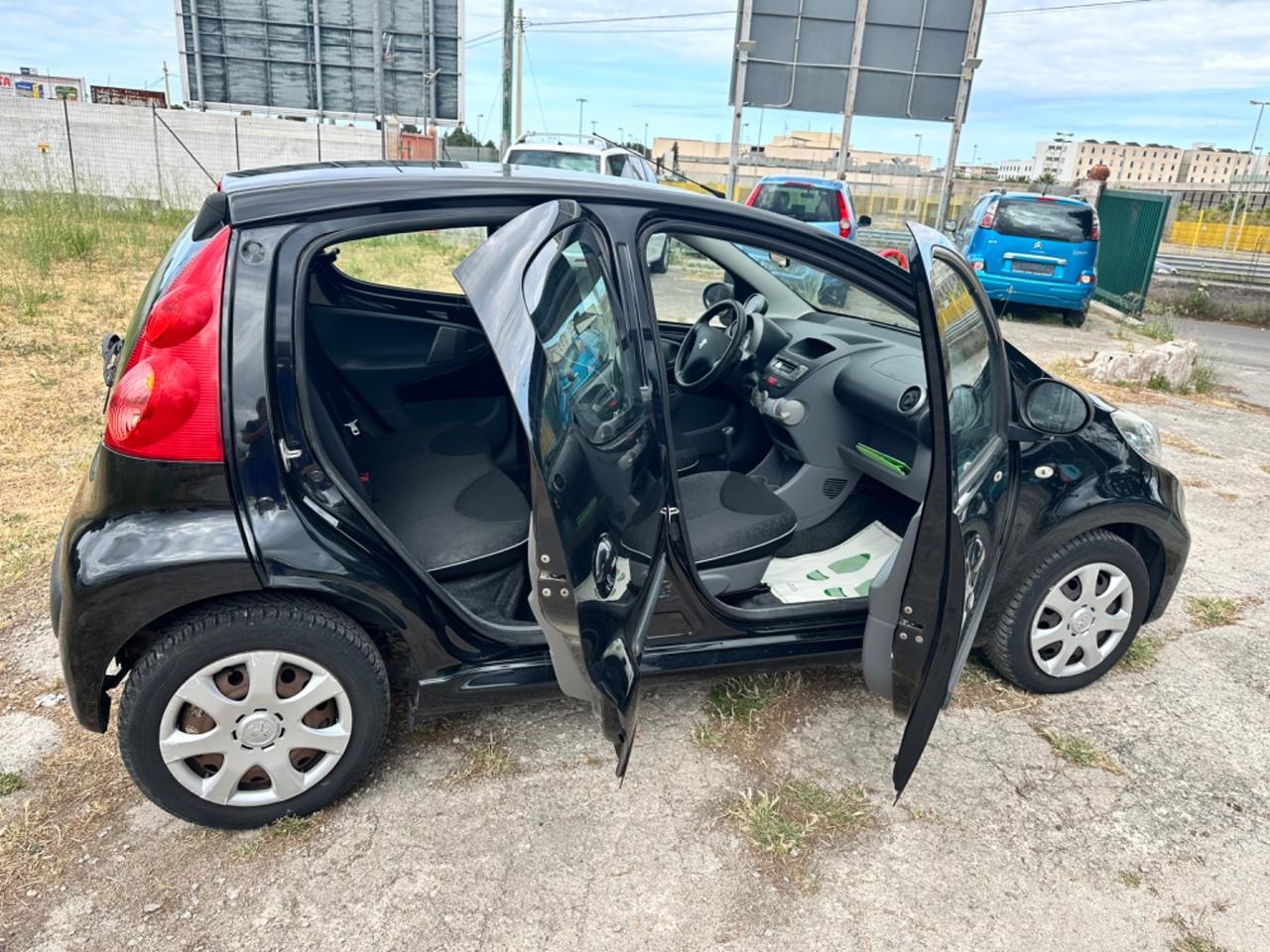 Peugeot 107 1.0 68CV 5p. Plaisir