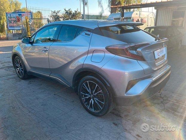 Toyota C-HR ibrida