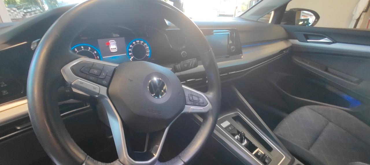 Volkswagen Golf 1.5 TGI DSG Life