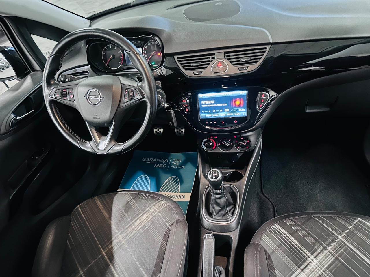 Opel Corsa 1.2 Coupé b-Color