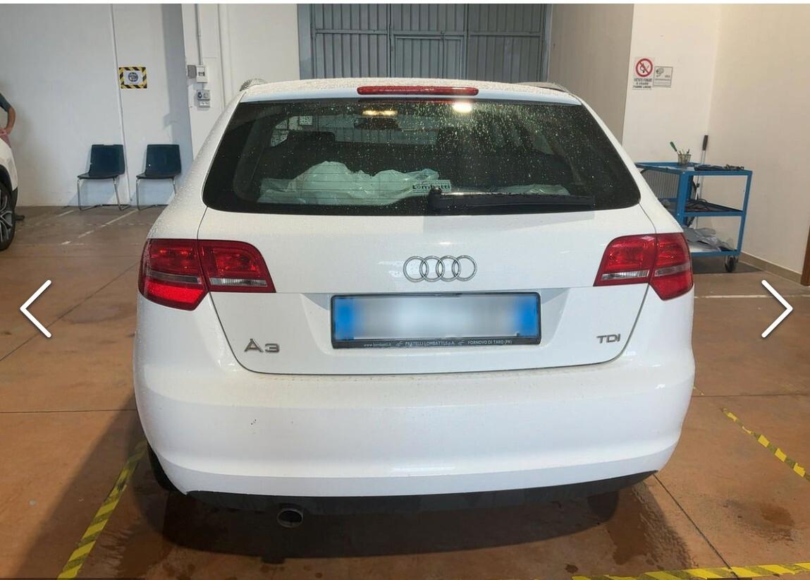 Audi A3 1.6 TDI 105 CV CR Attraction