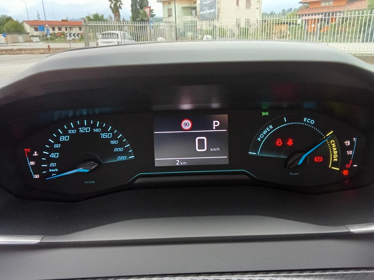 Peugeot 208 Hybrid 110 e-DCS6 Business