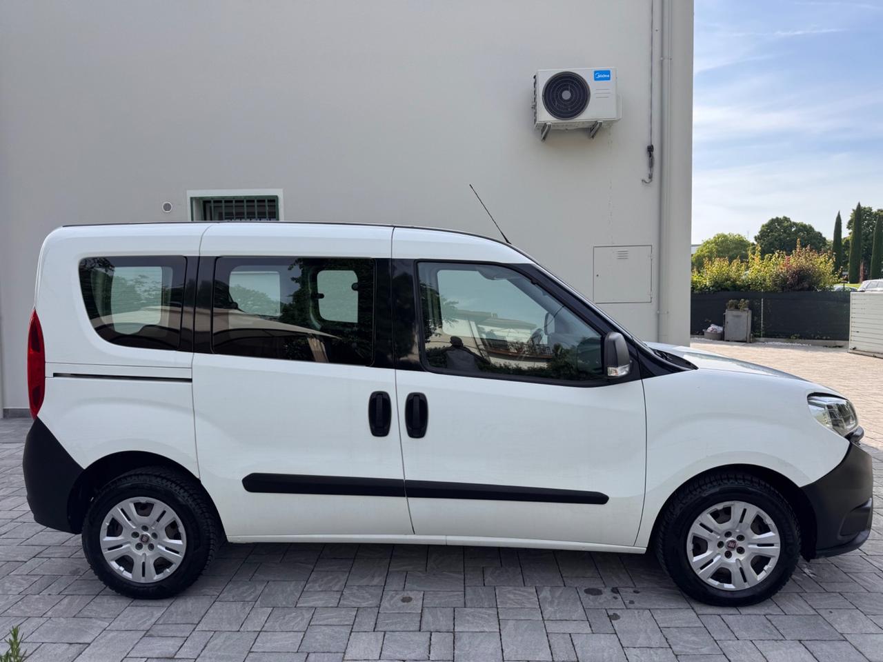 Fiat Doblo Doblò 1.3 MJT PC Combi N1 5 POSTI OK NEOPATENTATI
