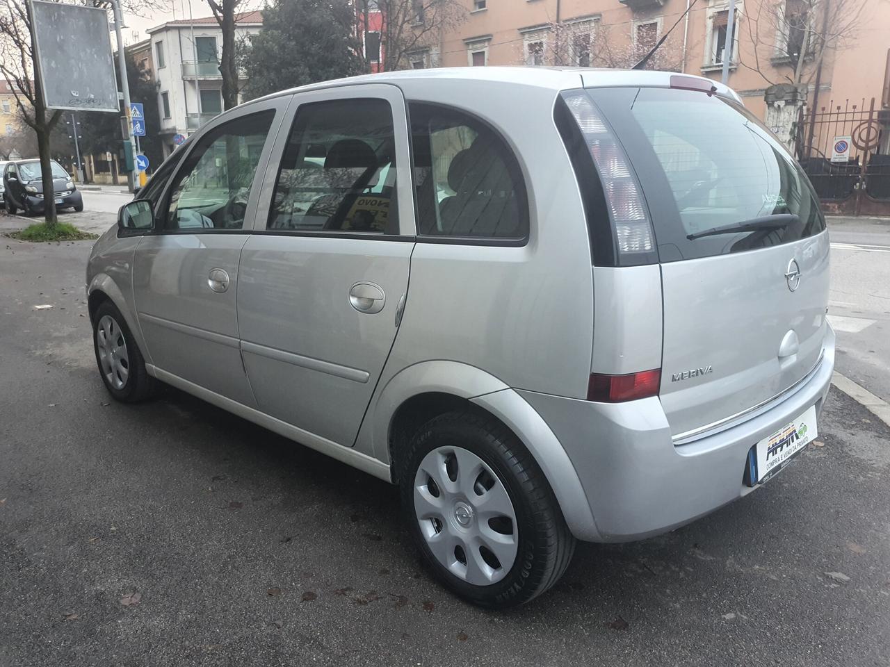 Opel Meriva 1.6 16V Cosmo NEOPATENTATI