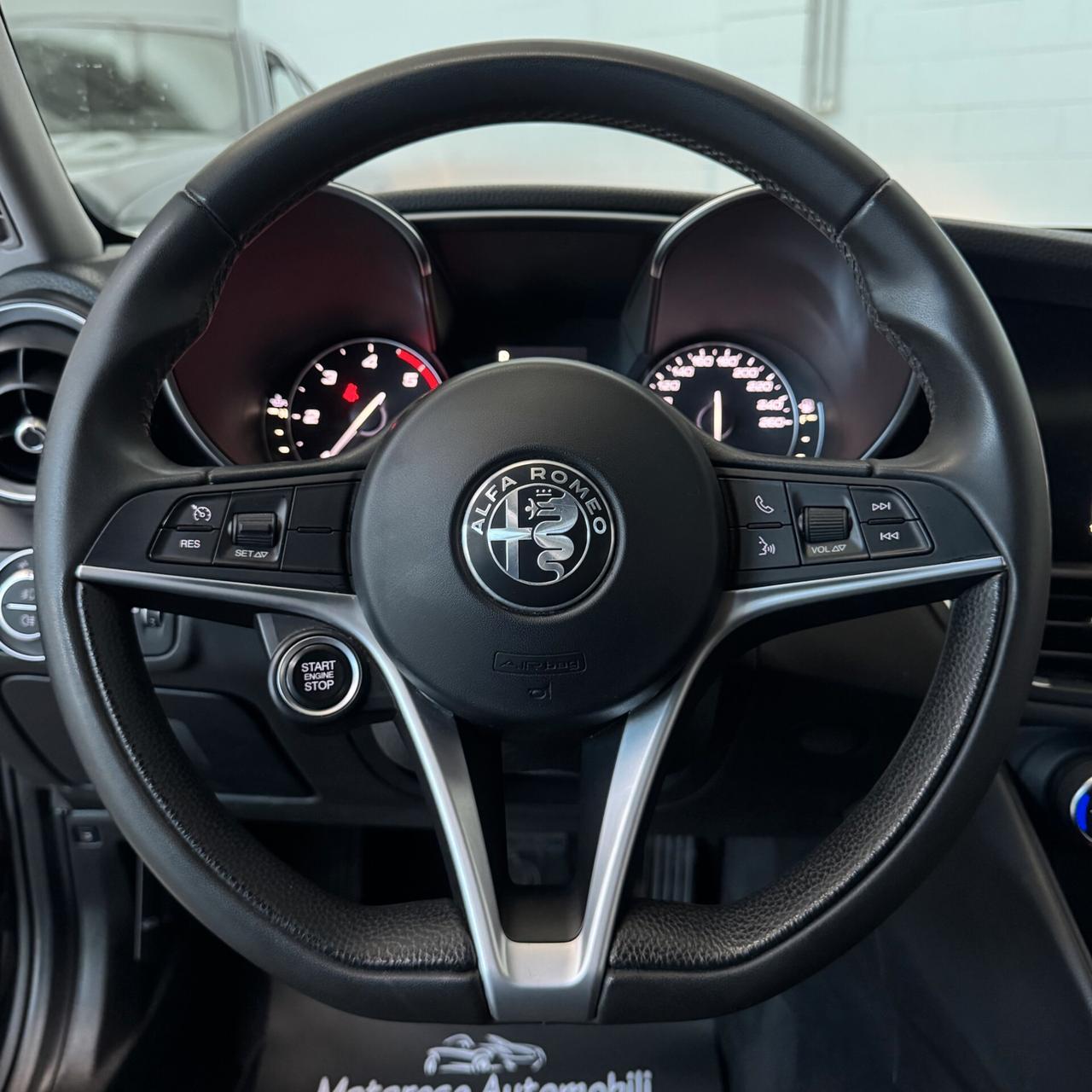 Alfa Romeo Giulia 2.2cc 150cv Automatica Bluetooth Finanziabile