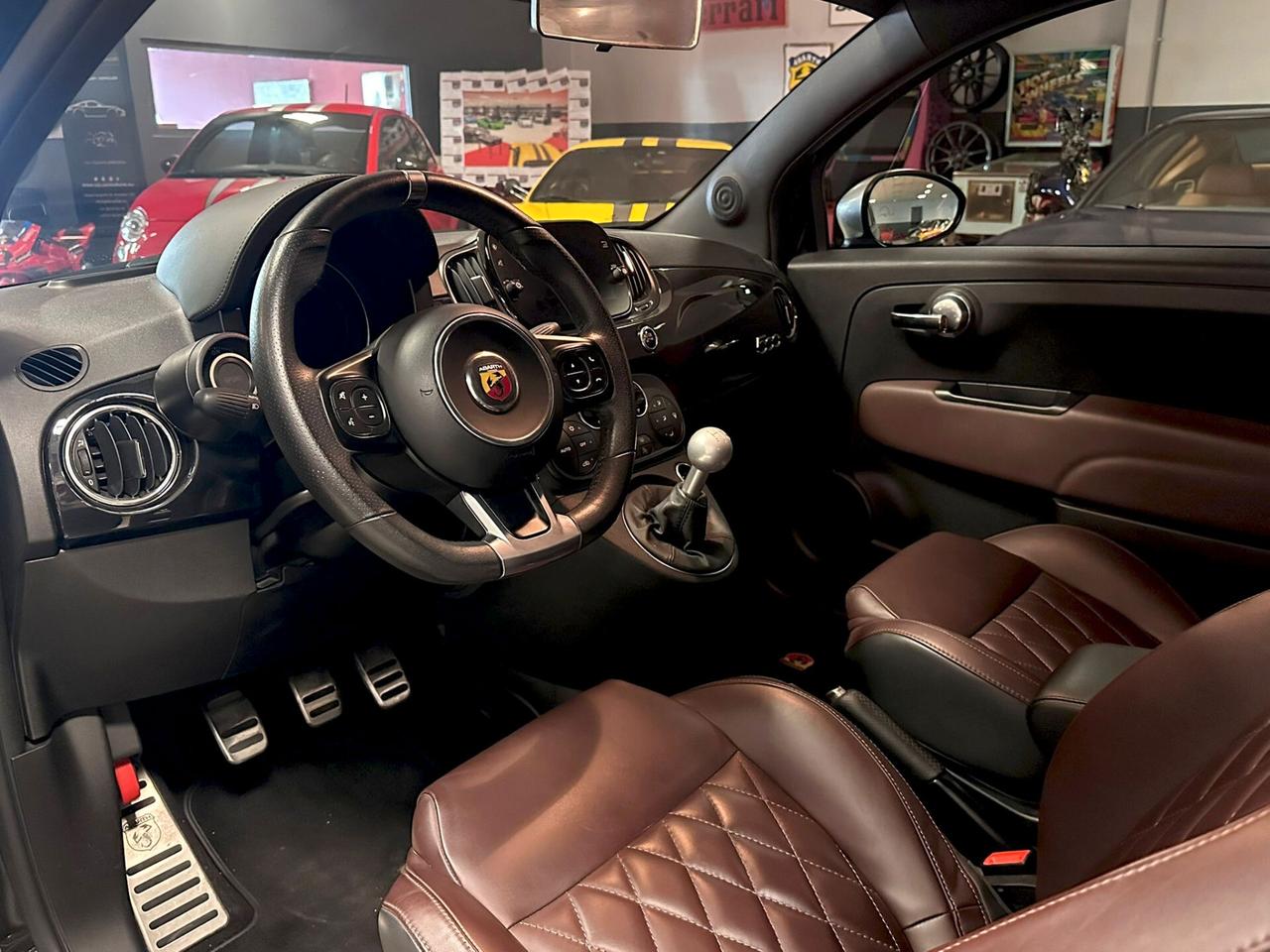 Abarth 595 C 1.4 Turbo T-Jet 165 CV