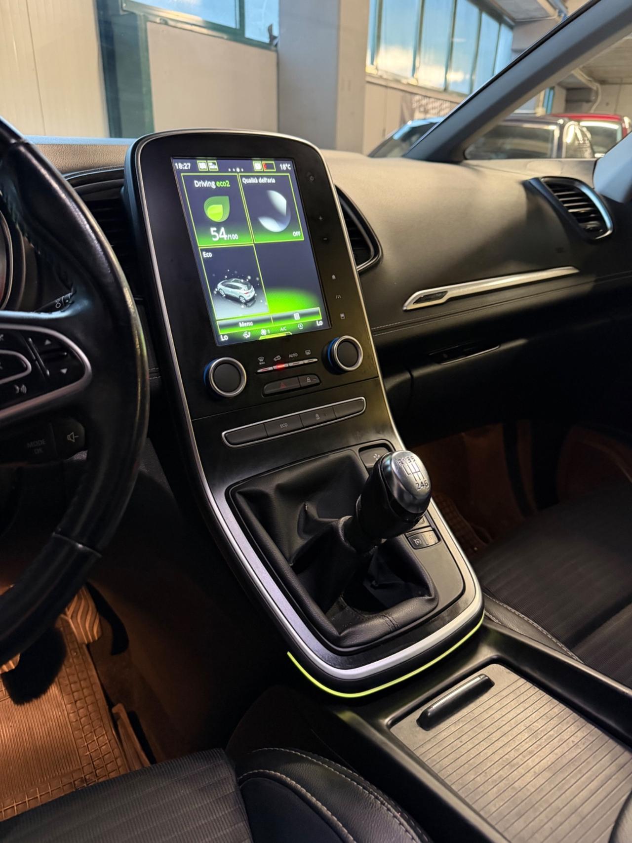 Renault SCÈNIC 1.5 dCi EU6B BOSE INITIALE PARIS