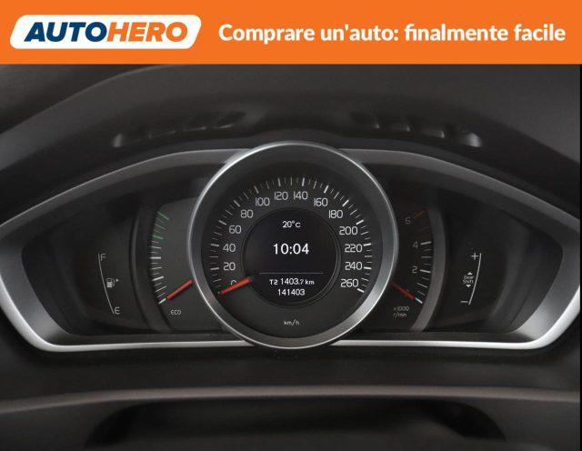 VOLVO V40 Cross Country D2