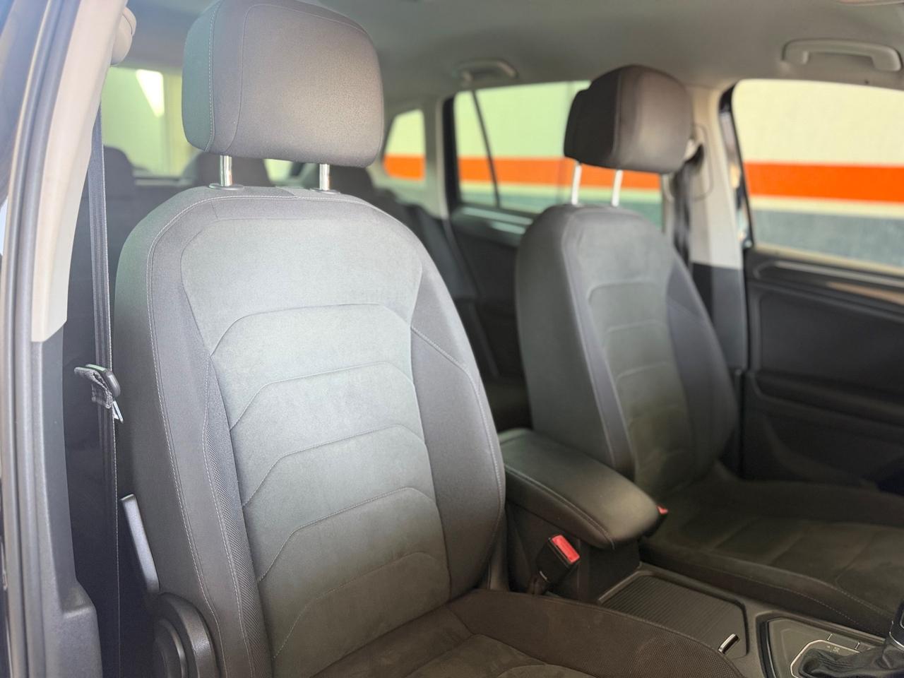 Volkswagen Tiguan 2.0 TDI SCR DSG Business BlueMotion Technology