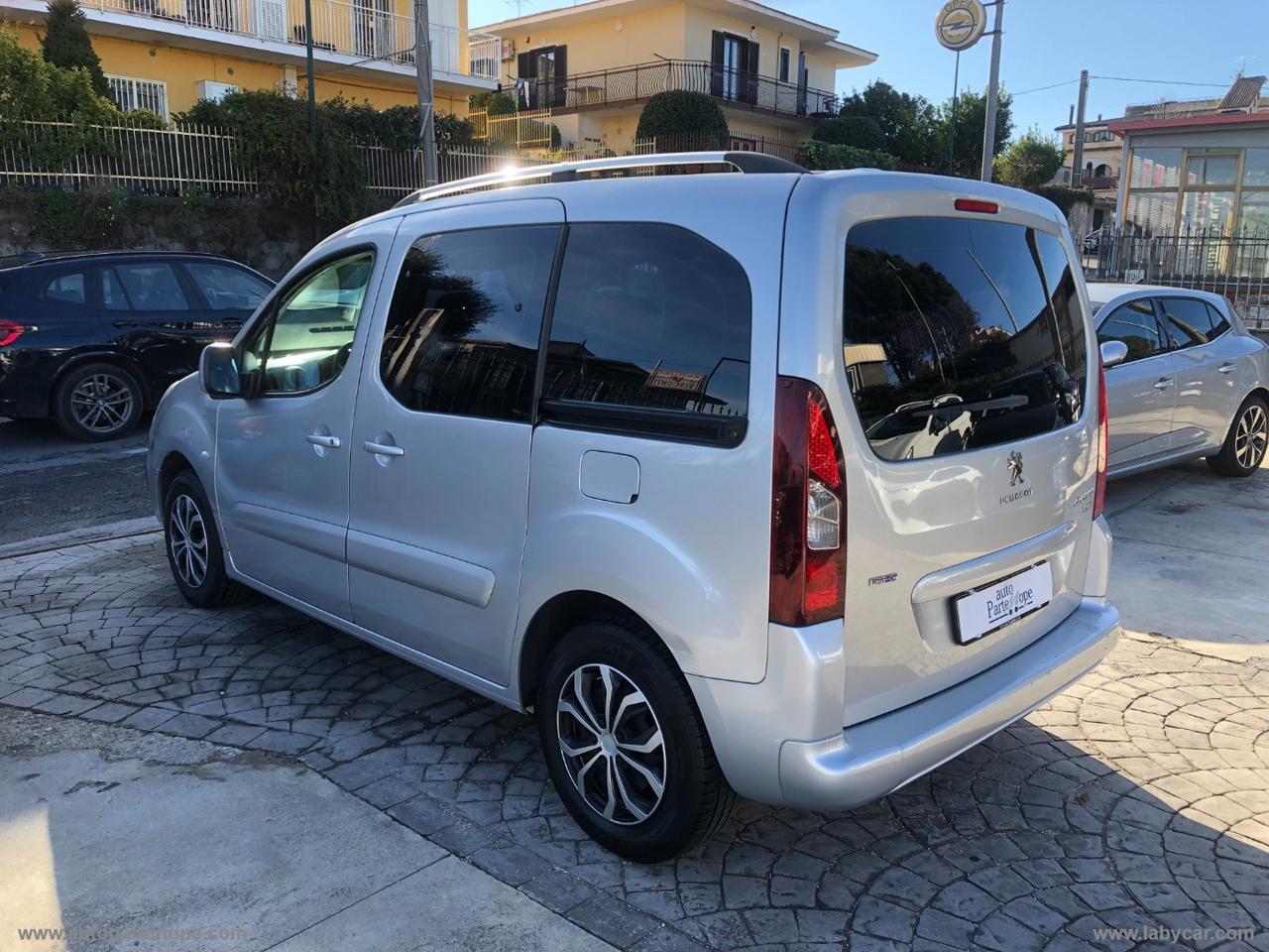 PEUGEOT Partner Tepee BlueHDi 100 Outdoor