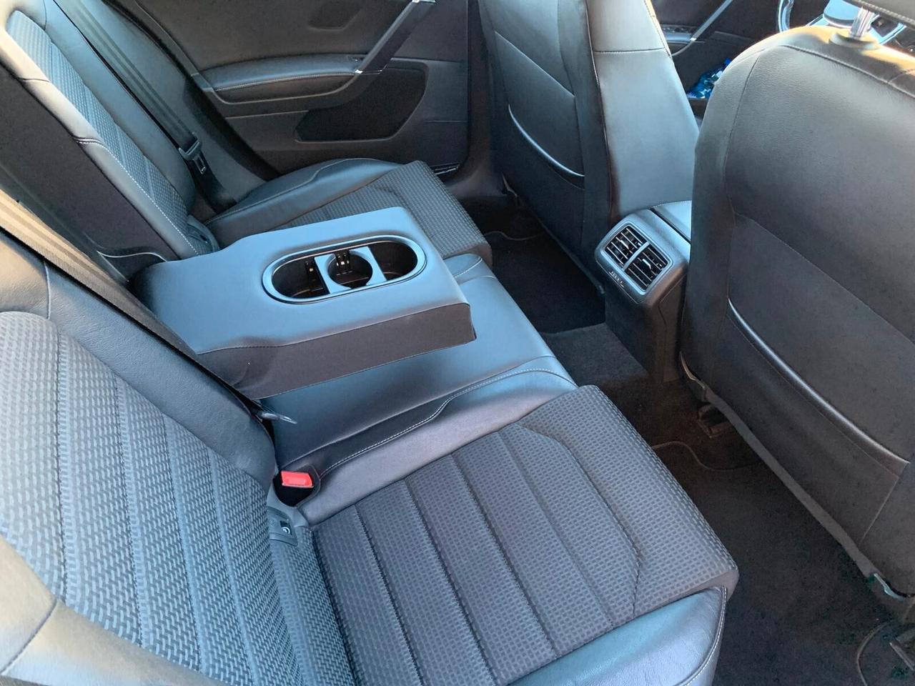 Volkswagen Golf VII 1.6 TDI 110 CV 5p. Neopatentati