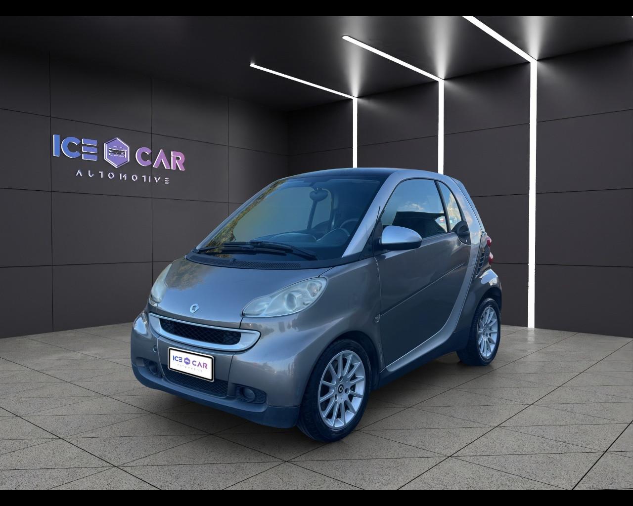 SMART fortwo 2ª serie - fortwo 1000 52 kW MHD coupé passion