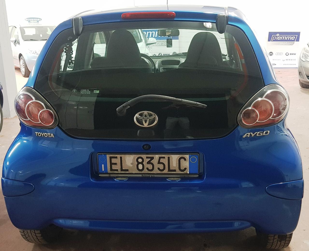 TOYOTA AYGO 1.0 5P LOUNGE CONNECT 08/2012