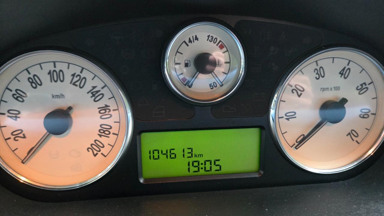 Lancia Ypsilon 1.2 Neopatentati 104600Km Euro4