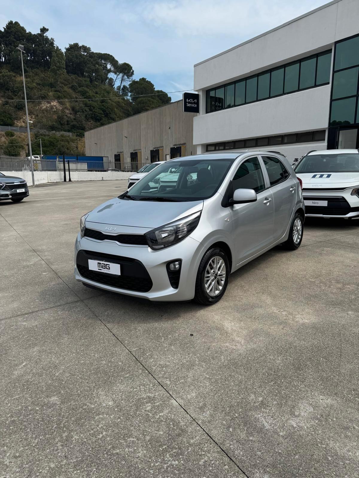 Kia Picanto 1.0 12V 5 porte Urban Techno