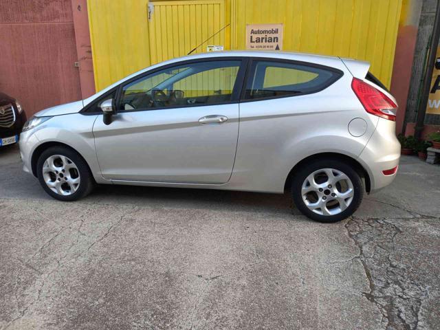 FORD Fiesta 1.2 16V 82CV 3p. Titanium ok neopatentati